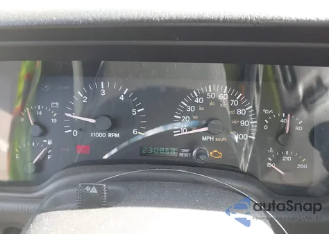 2001 Jeep Cherokee Sport z USA, uszkodzony, nr VIN 1J4FF48S01L572735